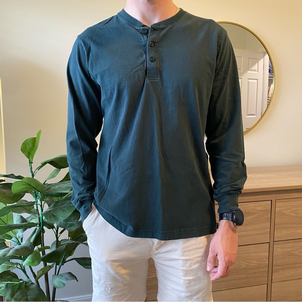 Men’s GAP Cotton Henley Tee